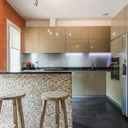 Comfortable House Near The In