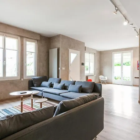 Comfortable House Near The In * 比亚里茨